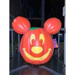 DisneyParks Halloween 2022 Mickey Mouse Light-Up Jack-o'-Lantern Pumpkin